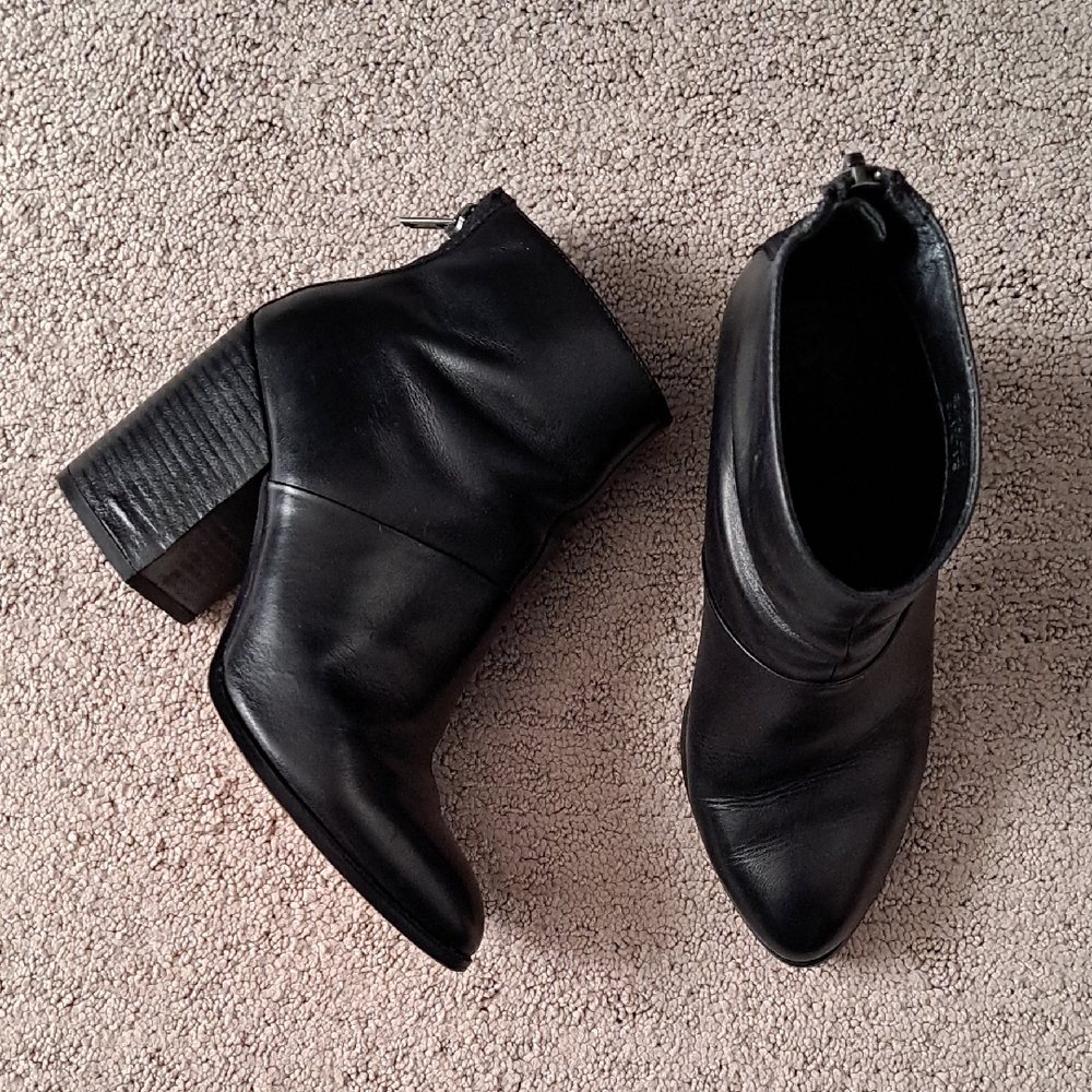 ALDO Back Zip Block Heeled Boots